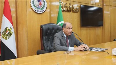  محافظ المنيا يوجه بحلول فورية لعدد من المطالب الخدمية والإنسانية