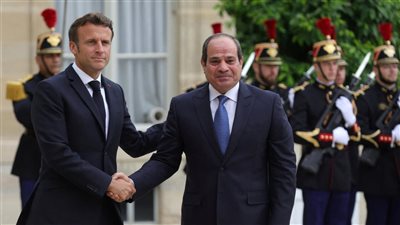 الرئيس السيسي يصل فرنسا للمشاركة في قمة السبع المنعقدة بمدينة إيفيان