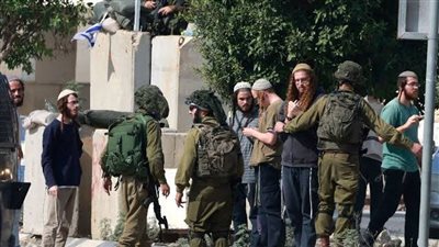 تقصي الحقائق: اعتداءات المستوطنين على المدنيين الفلسطينيين سياسة ممنهجة هدفها التهجير