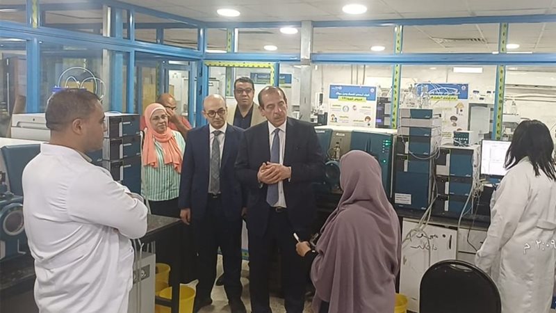 جولة نائب وزير الصحة