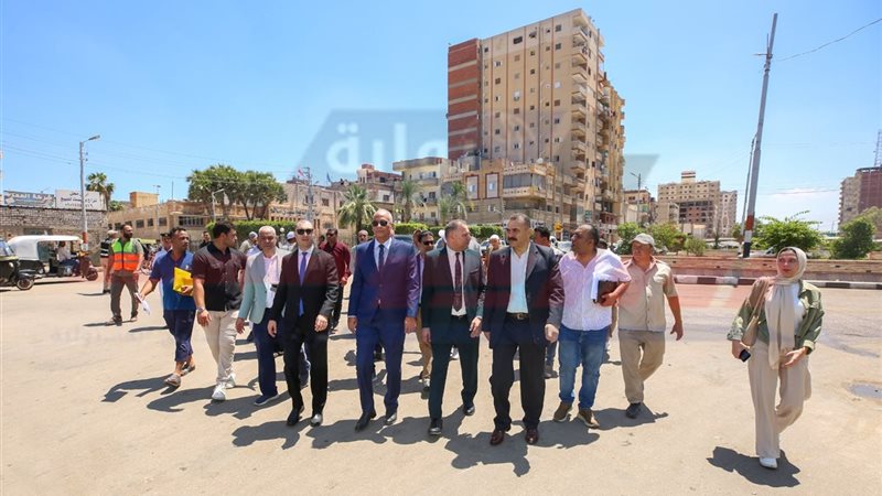 جولة المحافظ 