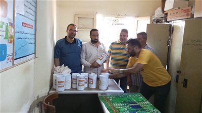 ضبط 55 كيلو من مادة ثاني أكسيد التيتانيوم المحظورة داخل محلات عصير قصب بالغربية