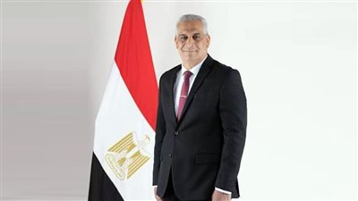 وزير الدولة للإنتاج الحربي يتابع مشروعات مبادرة 