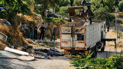 شؤون الكنائس: الاعتداء على أرض بطريركية الروم الأرثوذكس وإحراق مسجدين في رام الله تصعيد خطير