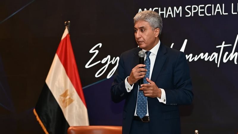 شريف فتحي وزير السياحة