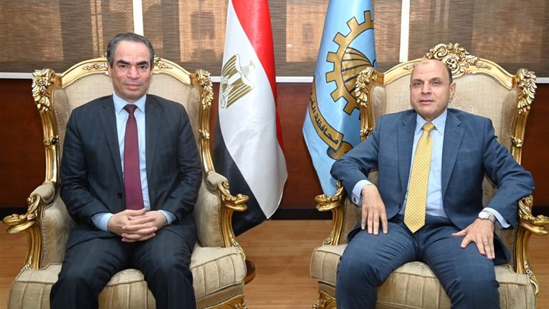 محافظ الغربية خلال
