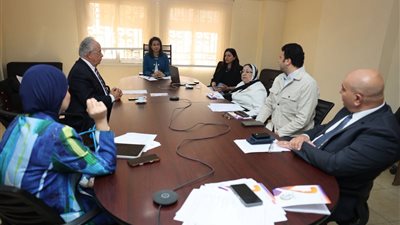 القومي للمرأة يبحث دعم التمكين الرقمي وريادة الأعمال والأمن السيبراني