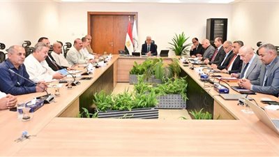 وزارة الري تستعرض 