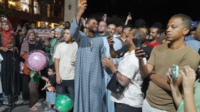 بإقبال كبير..