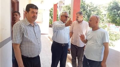 نائب محافظ سوهاج يتفقد لجان الثانوية العامة للتأكد من جاهزيتها