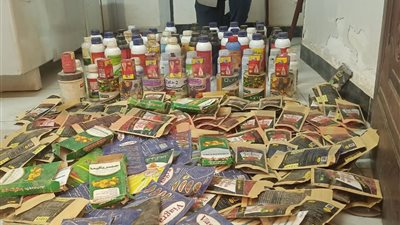 ضبط 698 عبوة مبيدات زراعية منتهية الصلاحية بكفرالشيخ