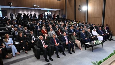 رئيس الوزراء يشهد مراسم توقيع شراكة استراتيجية بين 