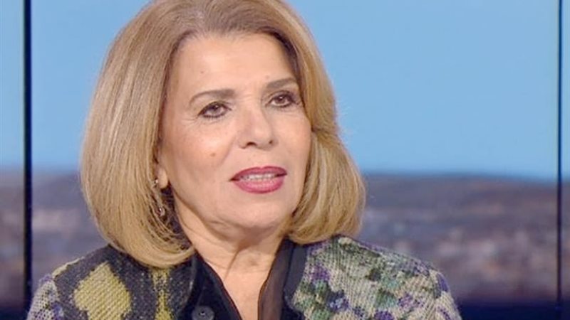 السفيرة مشيرة خطاب