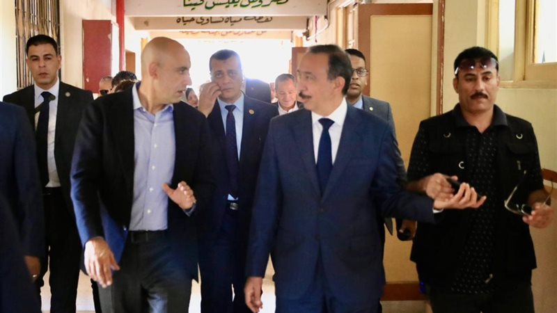 وزير التعليم خلال