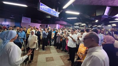 الثقافة تفاجئ ركاب المترو بعروض من دار الأوبرا المصرية
