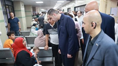نائب وزير الصحة يتفقد المنشآت الصحية بالشرقية ويوجه بصرف مكافأة للمتميزين