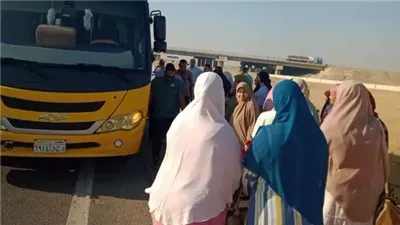 نجاة 33 معلمًا ببني سويف من كارثة انفجار إطار الأتوبيس الخاص بهم