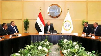 وزير النقل يترأس اجتماع الجمعية العمومية العادية وغير العادية للشركة القابضة 