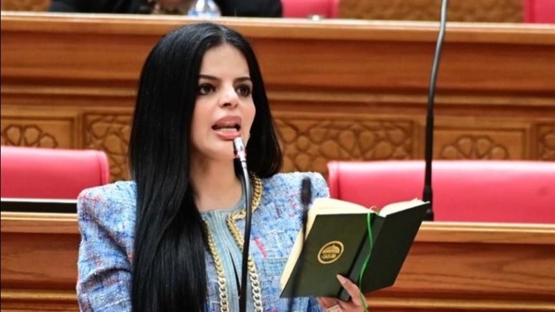 النائبة زينب بشير