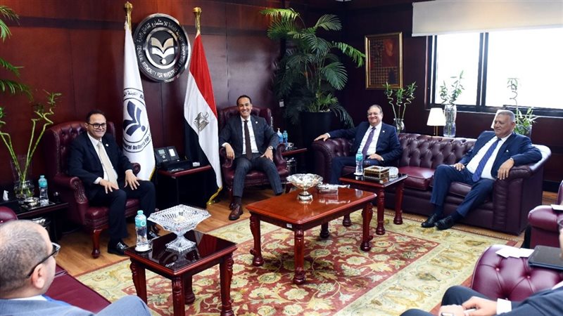 خلال اللقاء