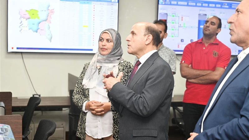 محافظ الغربية خلال