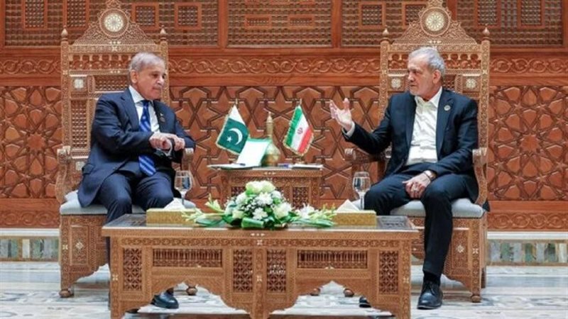 الرئيس الإيراني ورئيس وزراء باكستان