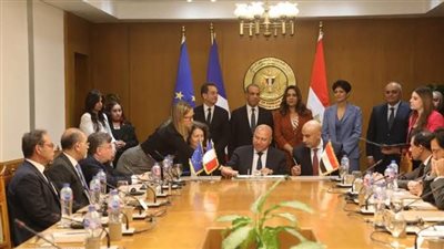 شراكة مصرية فرنسية لتخريج فنيين متخصصين في النقل الذكي والتكنولوجيا الحديثة