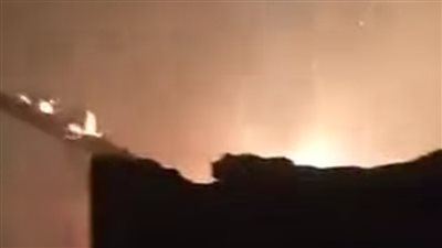 حريق يلتهم مخزن مراتب بقرية قصر رشوان في الفيوم