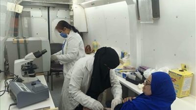 حياة كريمة.. تقديم 9133 خدمة صحية مجانية لأهالي 6 قرى بالمنيا