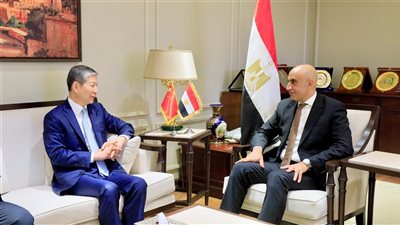 وزير التعليم يبحث مع السفير الصيني تطوير البنية التكنولوجية ودعم التعليم الفني