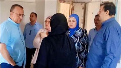 عميد طب أسيوط يتفقد الوحدات الطبية بالمستشفى الرئيسي