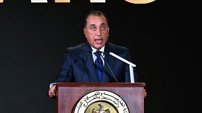 رئيس الوزراء: نحتفي اليوم بمدرسة وطنية عريقة خرّجت أجيالاً من الدبلوماسيين
