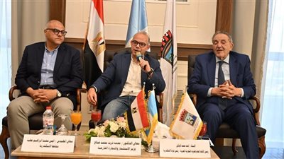 طاولة واحدة تجمع الحكومة والقطاع الخاص.. وزير الاستثمار يستمع مباشرةً إلى المستثمرين في الإسكندرية