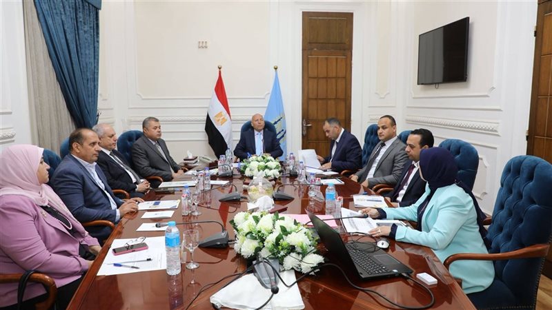 محافظ القاهرة يترأس