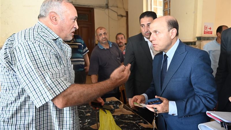محافظ الغربية خلال