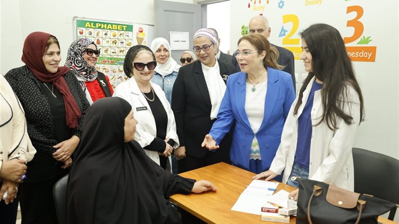 جانب من القافلة الطبية 