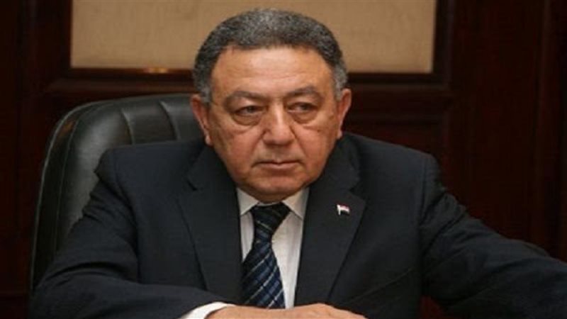 الدكتور عمرو حلمي