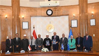 جامعة قناة السويس ووزارة الأوقاف توقعان اتفاقية تعاون مشترك لتعزيز الشراكة الأكاديمية والبحثية