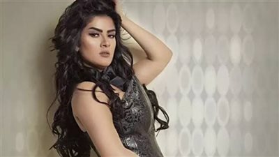 حبس الفنانة ياسمينا المصري شهرًا بتهمة سب وقذف أشرف زكي