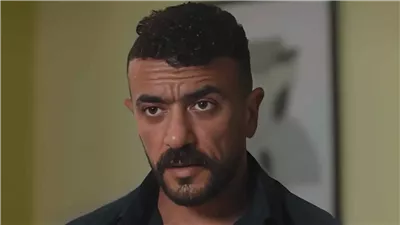 أحمد العوضي يحقق أمنية طفل مصاب بالحروق.. 