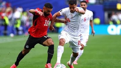 سبب تغيير محمد صلاح أمام إيران.. حسام حسن يكشف التفاصيل