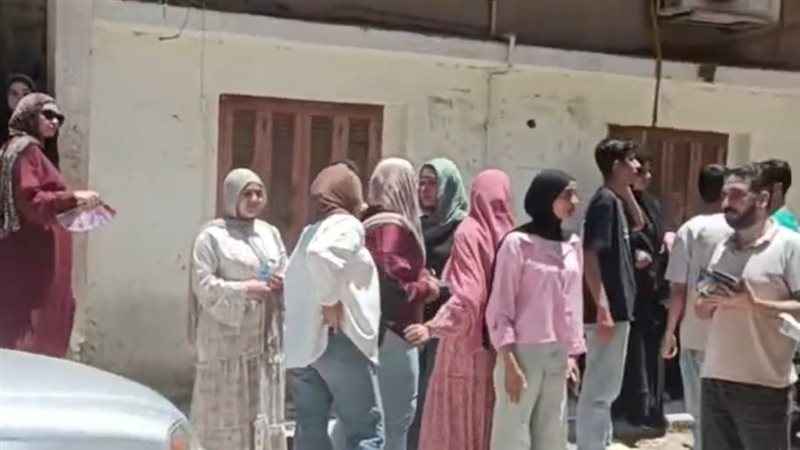 طلاب الثانوية العامة