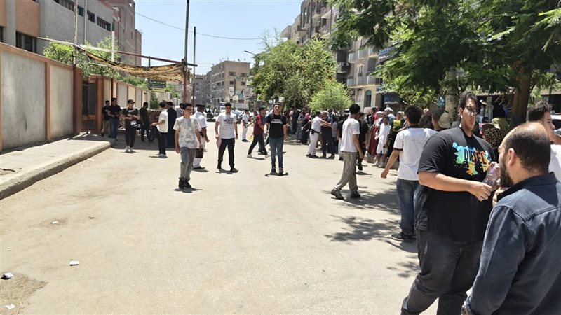 طلاب الثانوية العامة