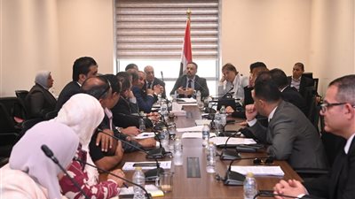 رئيس شباب النواب ينتقد تأخر تسليم استاد المصري.. ويتعهد بحل الأزمة قبل نهاية العام الجاري