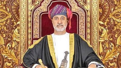 سلطان عمان يؤكد التزام بلاده بدعم رسالة 