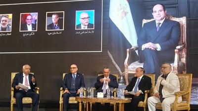 عبد الرحيم كمال: نشأة الرئيس السيسي في الجمالية صنعت شخصية استثنائية استجابت لنداء الوطن
