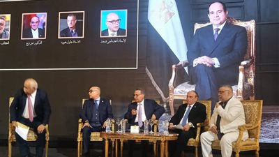 سمير فرج: الرئيس السيسي بدأ مشواره العسكري في سن 15 وحصل على أرفع الشهادات العسكرية