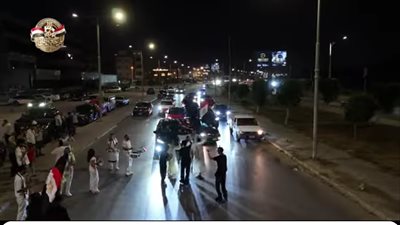 بالفيديو.. الداخلية تشارك المواطنين الاحتفال بذكرى ثورة 30 يونيو