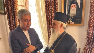 وزير السياحة والآثار يزور دير سانت كاترين ويلتقي الأنبا سيميون مطران