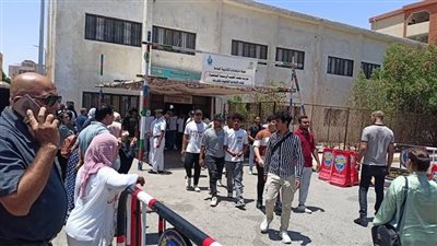 شكاوى من ضيق الوقت بامتحان الكيمياء للثانوية العامة 